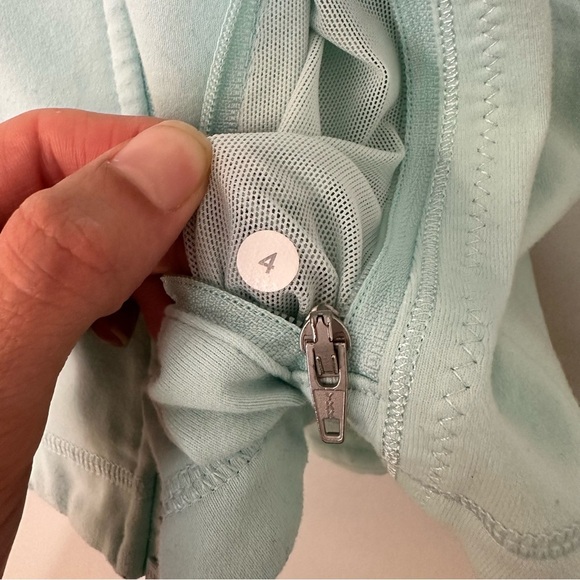 Lululemon Forme Jacket Full Length Women's Sz 4 Light Blue Aquamarine Full Zip - Picture 5 of 16